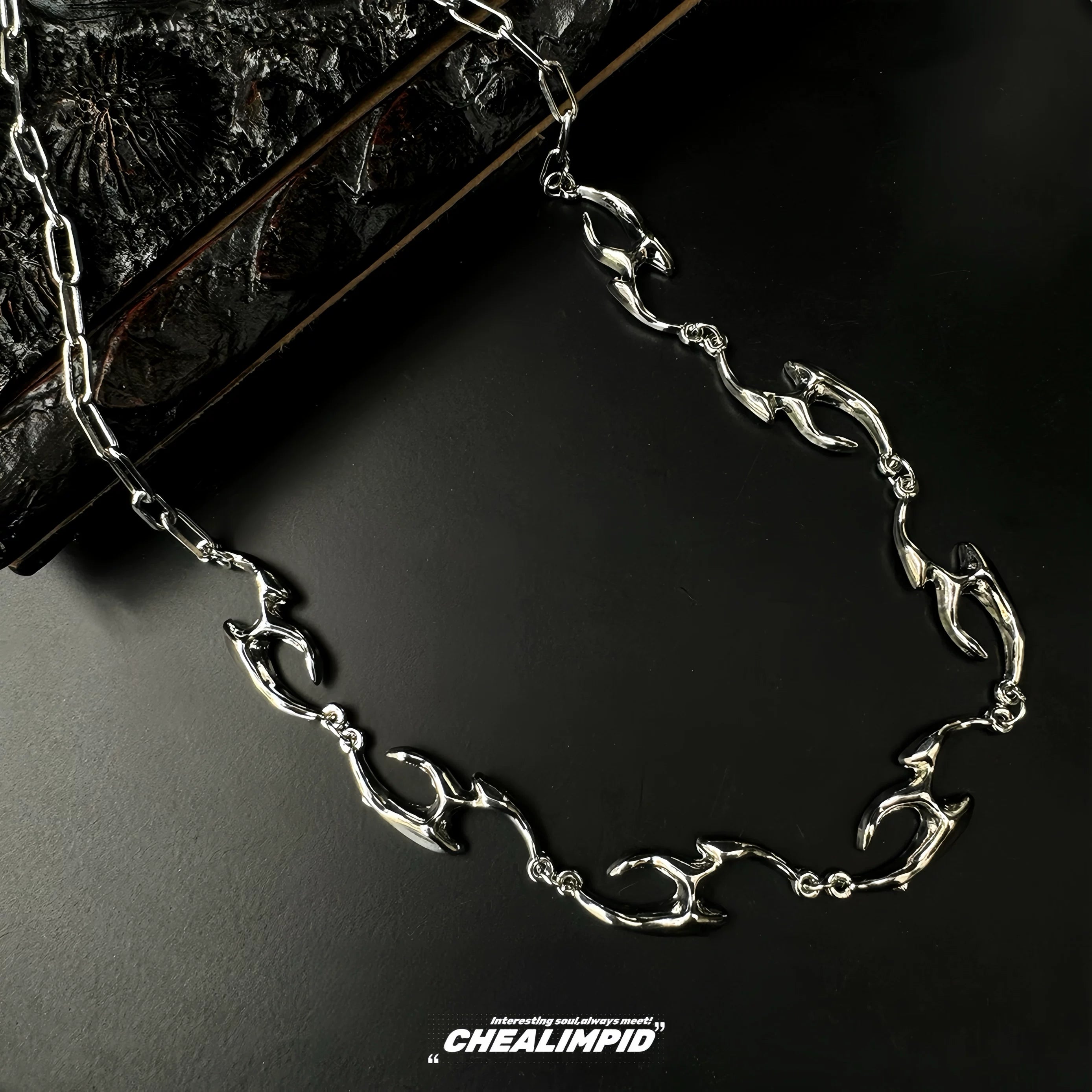 Sculpt Link Necklace