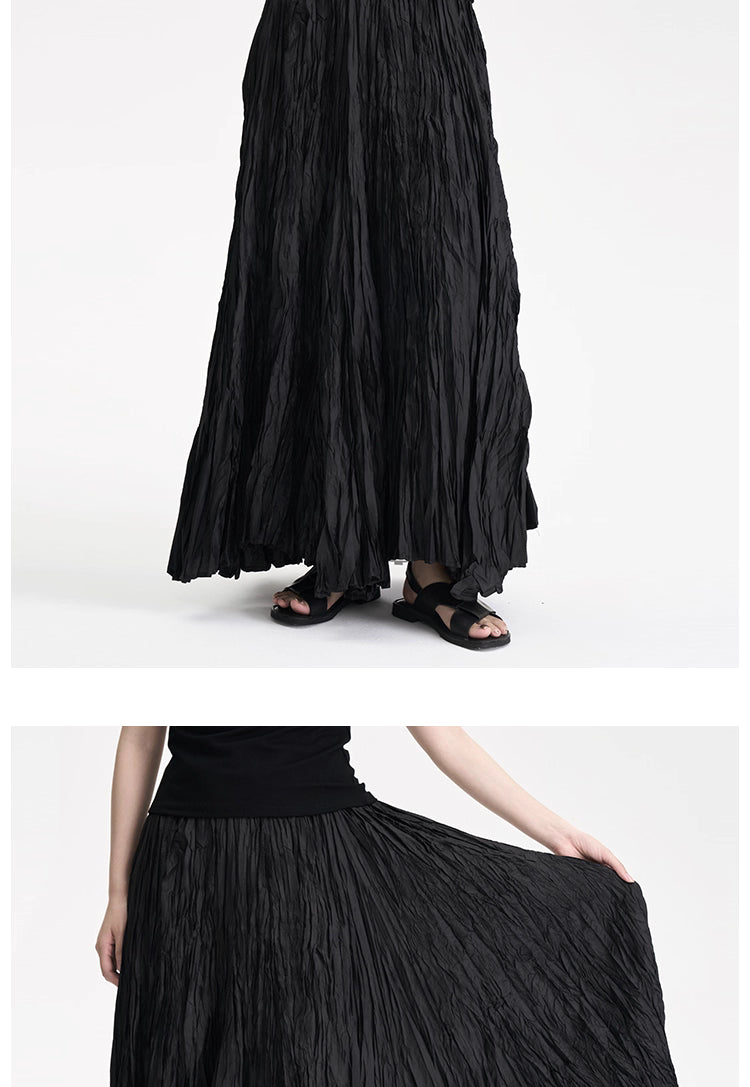 Crinkle Maxi Skirt in Black Ink