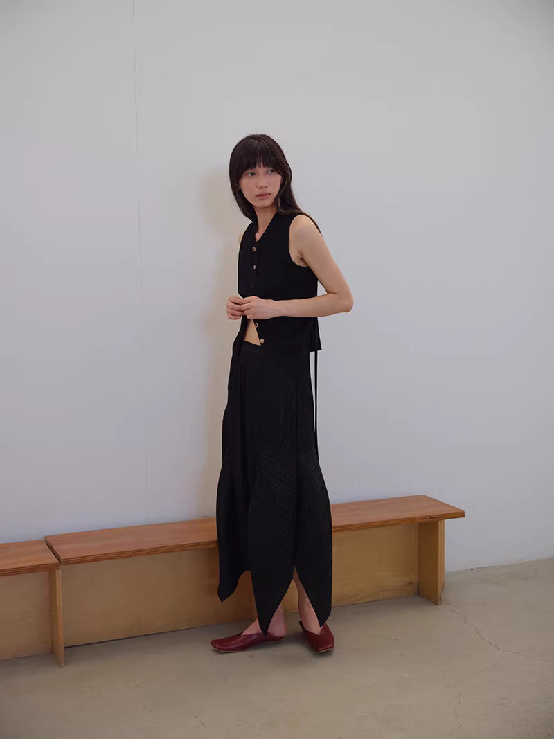 Shadow Pleat Midi Skirt