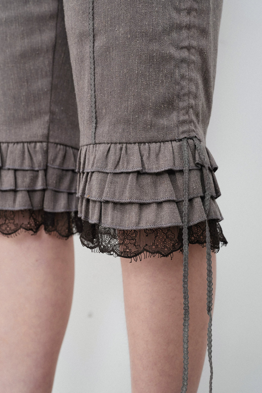 Ruffle Lace Hem Shorts