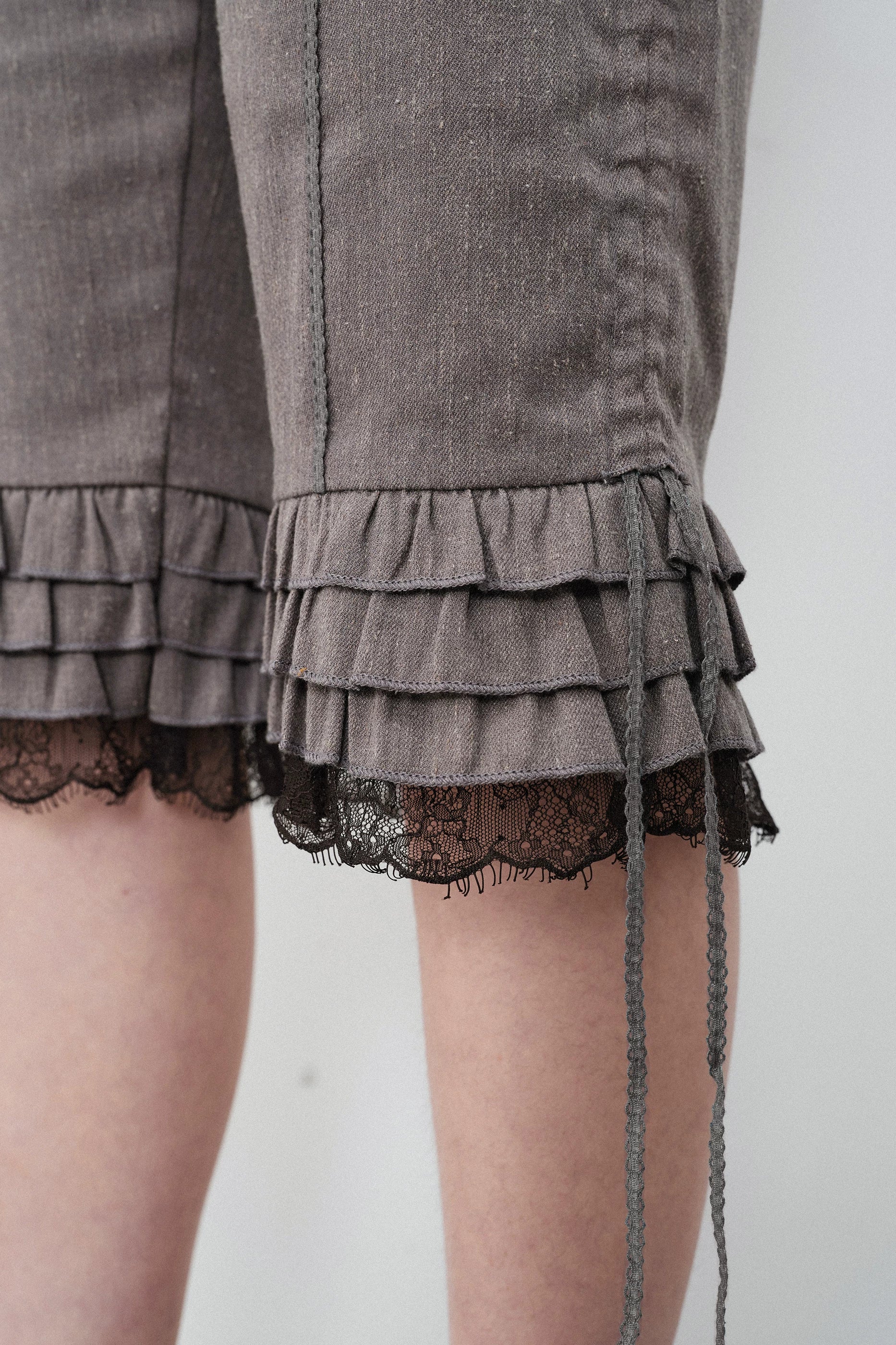 Ruffle Lace Hem Shorts