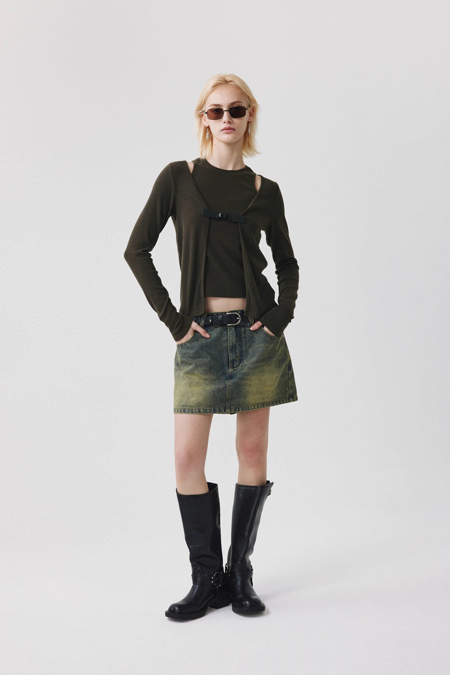 Two-Piece Set with Fastenings