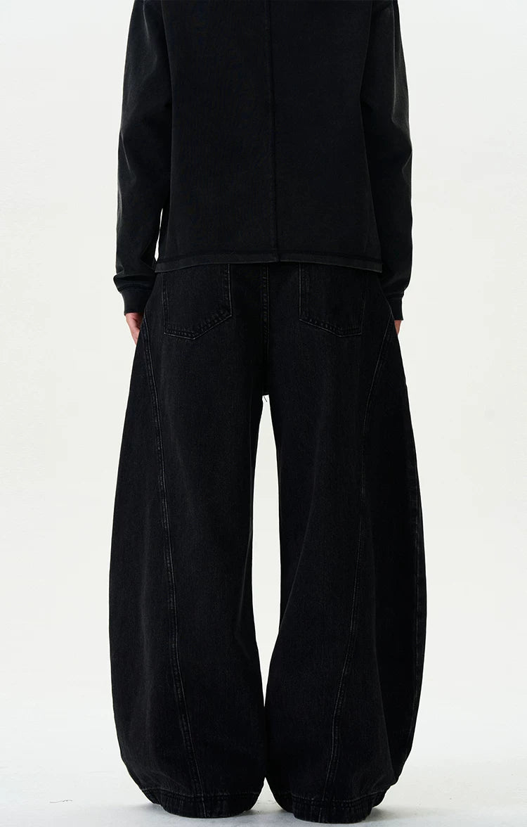 Curved Barrel Jeans