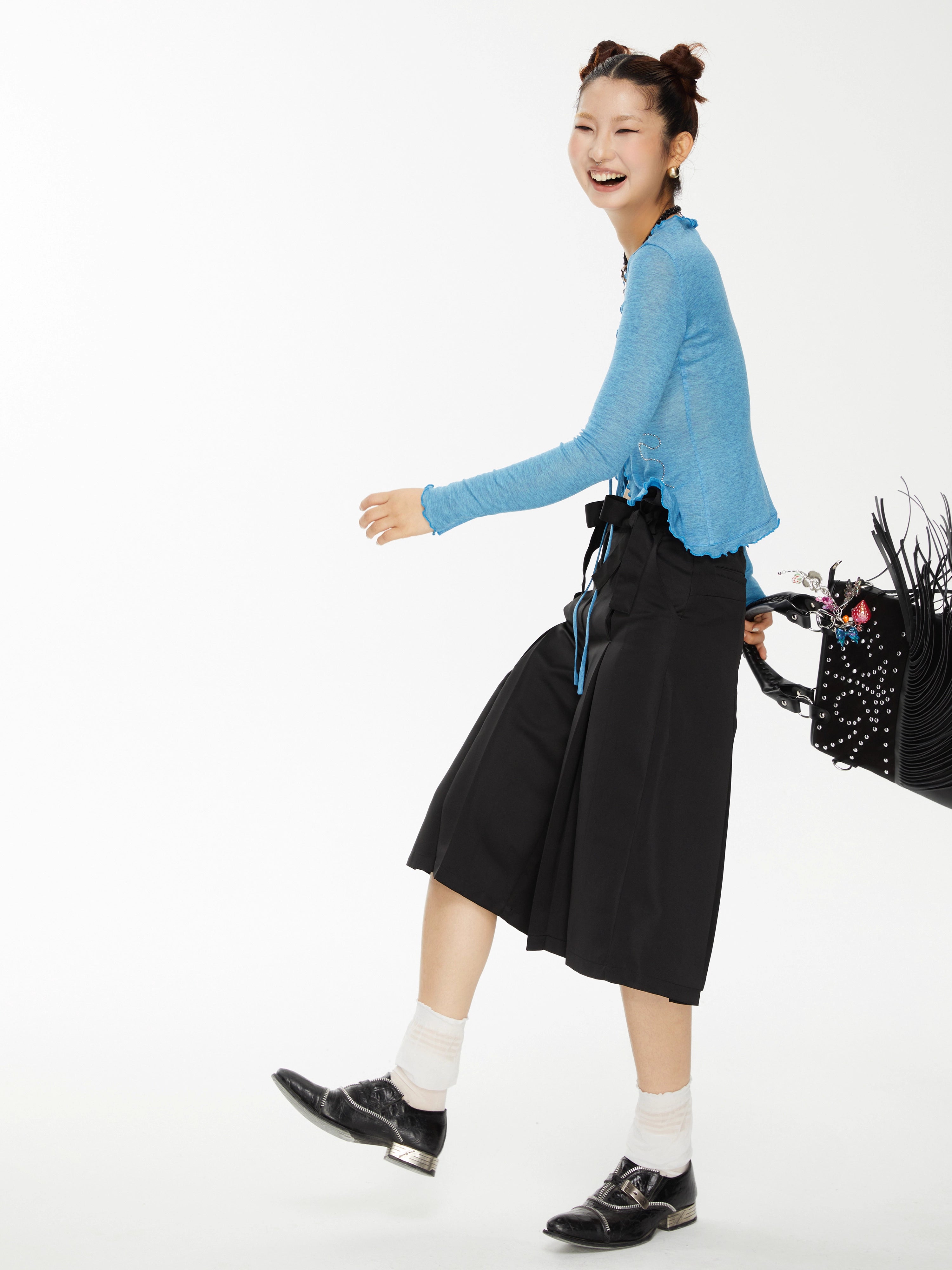 Bow-Embellished Pleated Back Wide-Leg Trouser Shorts