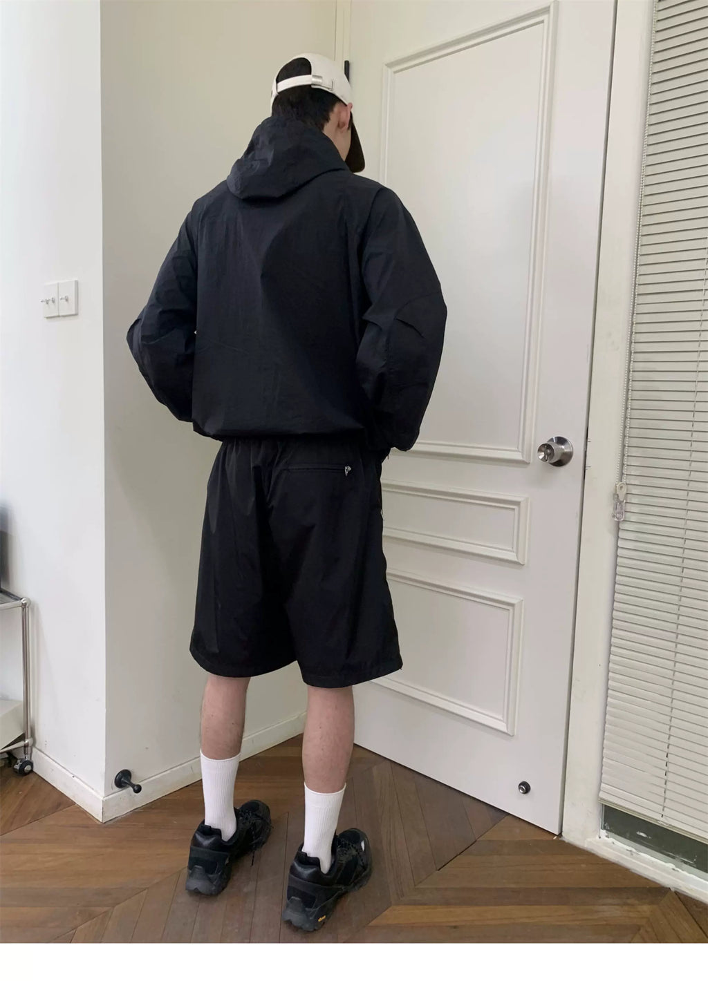 Switch Zip Shorts