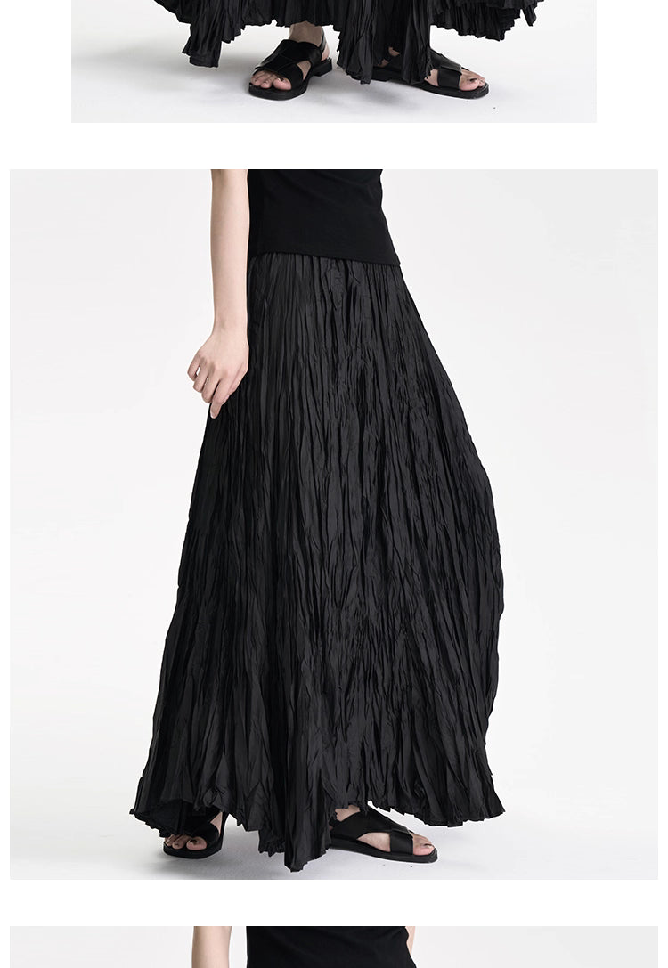 Crinkle Maxi Skirt in Black Ink