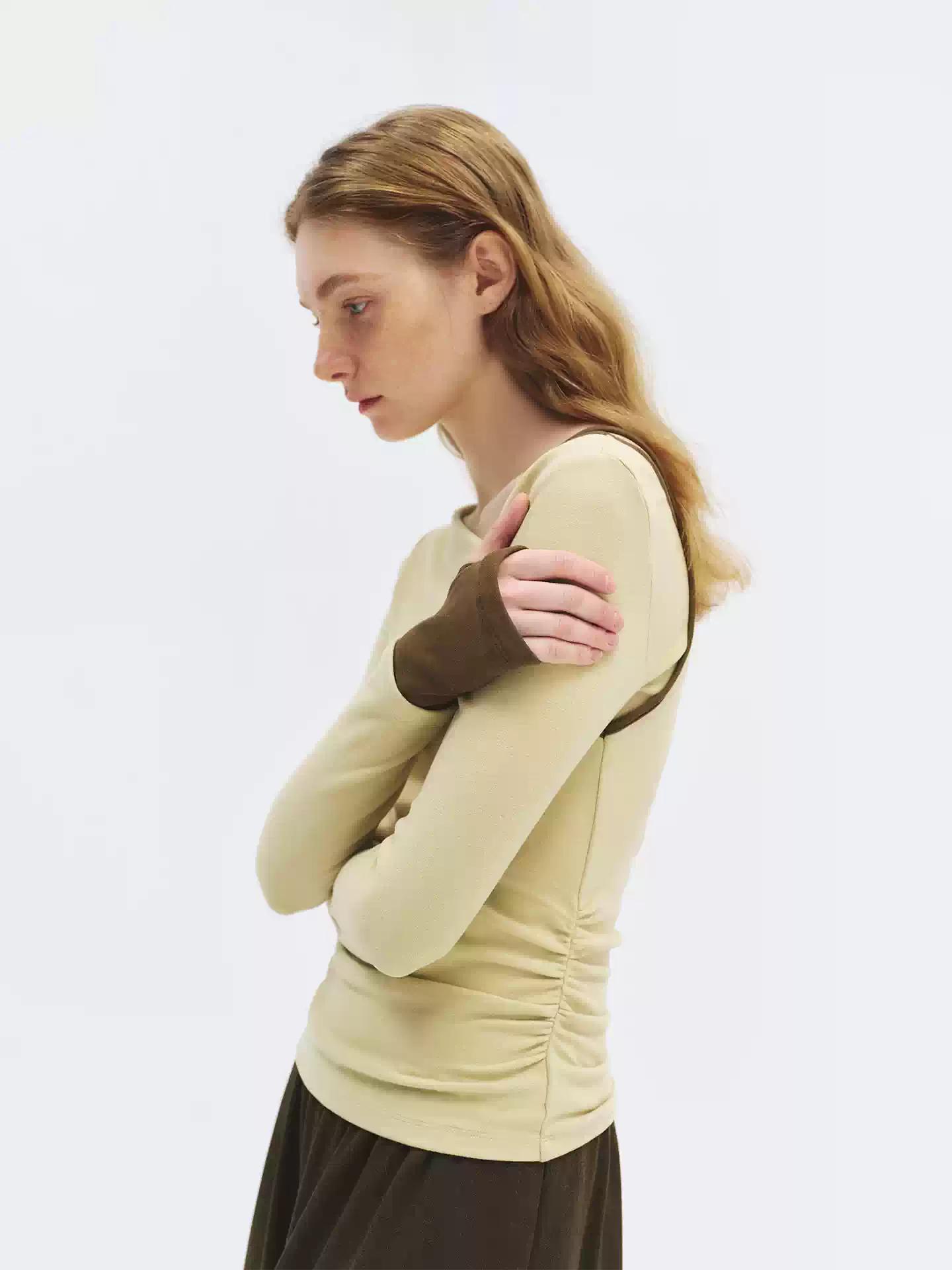 Contrast Trim Ruched Long Sleeve Top