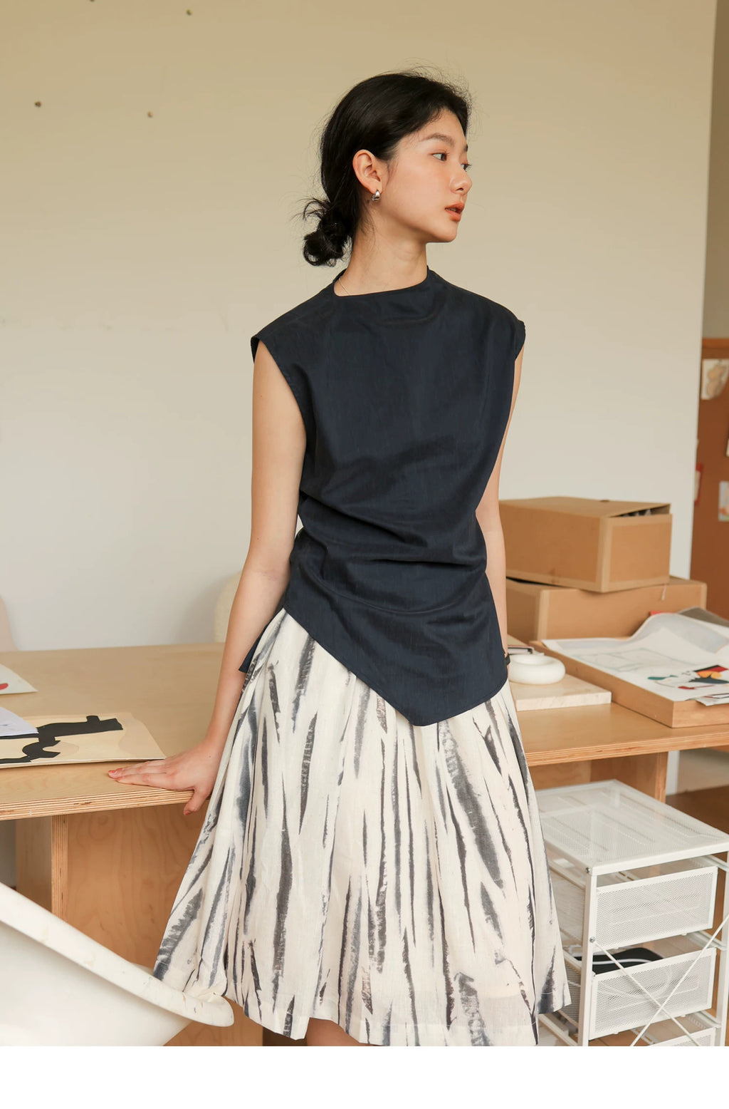 Lyocell Linen Sleeveless Top in Terracotta or Navy