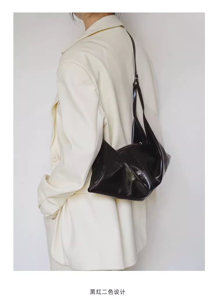 Twist Form Bag (Small)