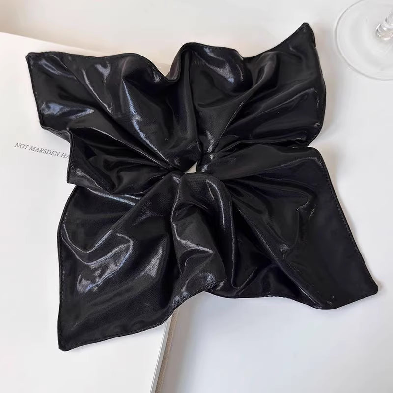 Liquid Voluminous Hair-Tie