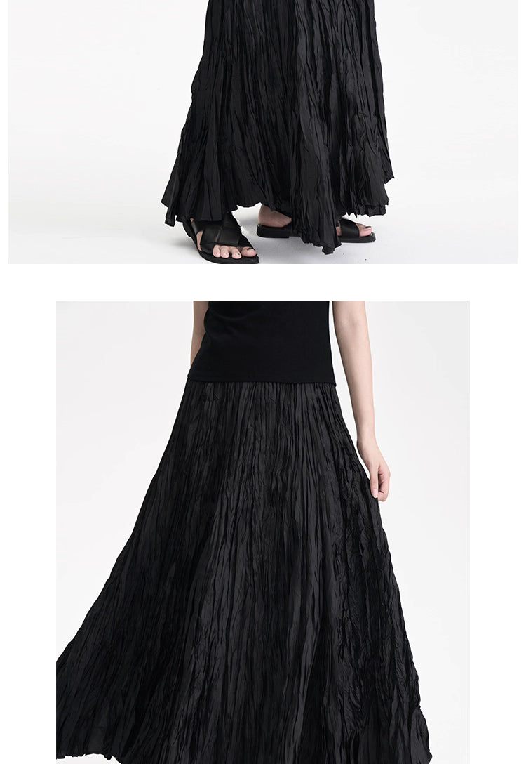 Crinkle Maxi Skirt in Black Ink