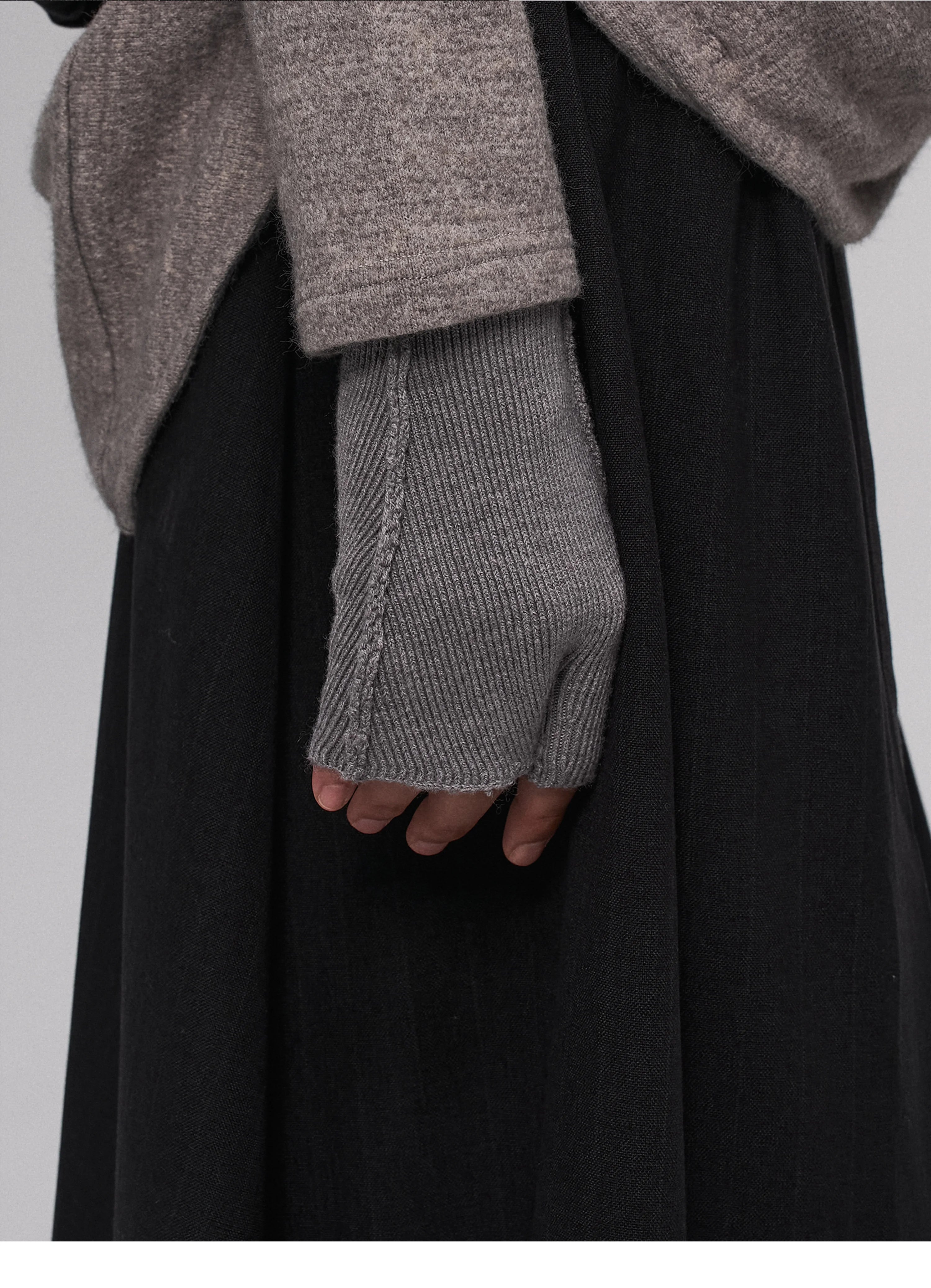 Fragment Fingerless Gloves