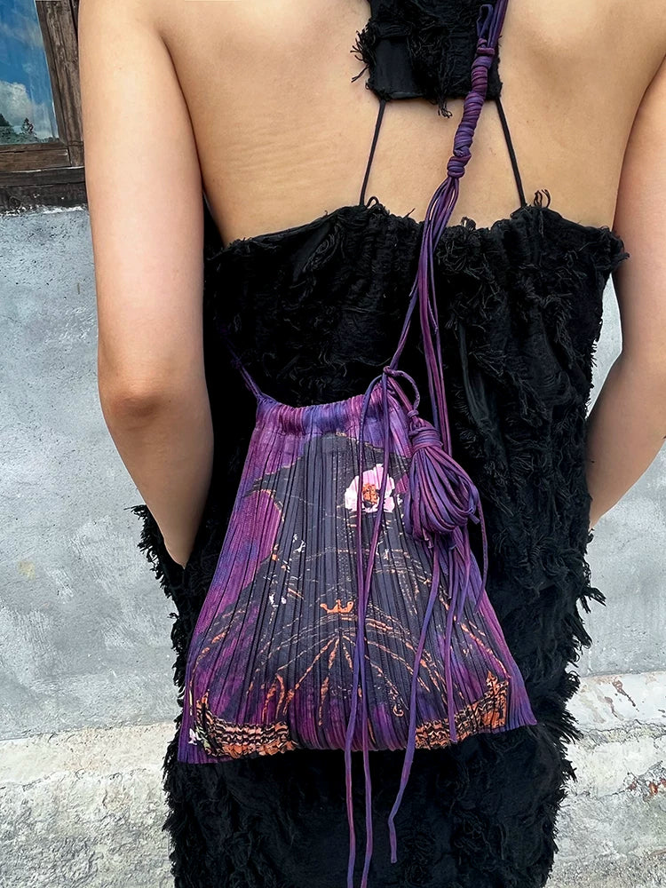 龙门 Dragon Gate Pleated Pouch Bag