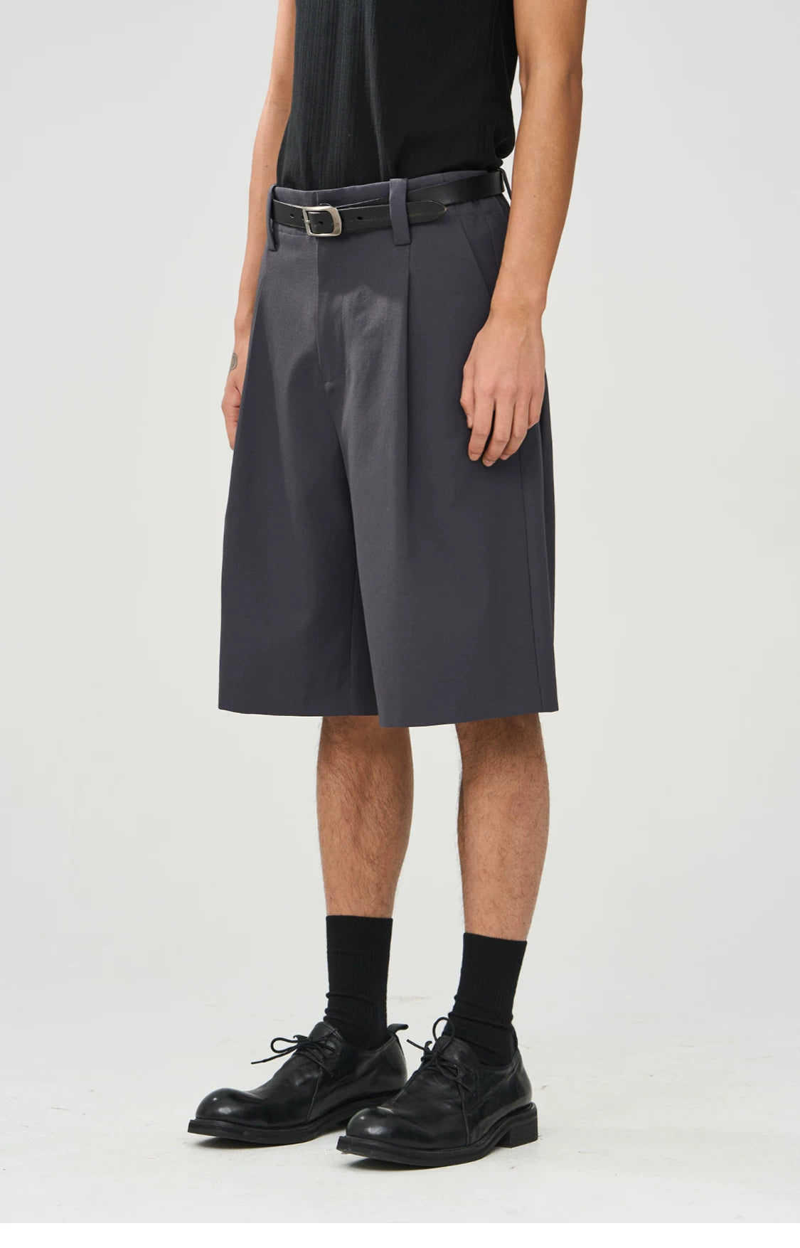 Hollow-Core Tailored Shorts