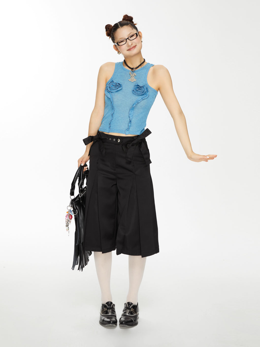 Bow-Embellished Pleated Back Wide-Leg Trouser Shorts