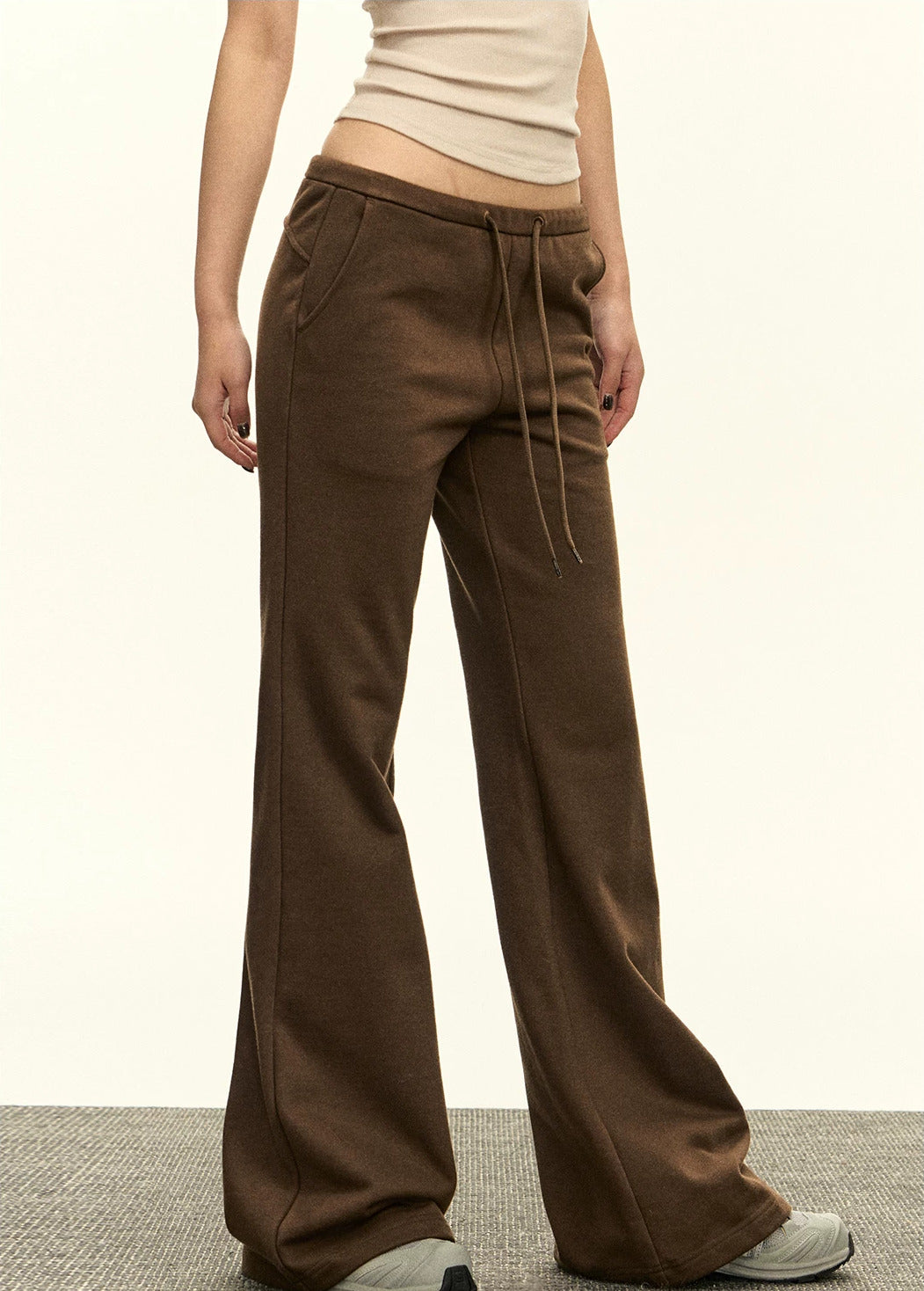Raven Flare Sweatpant