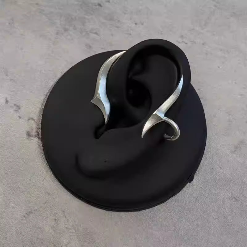 Molten Ear Sculpt Cuff