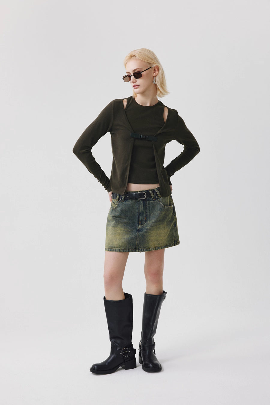 Two-Piece Set with Fastenings