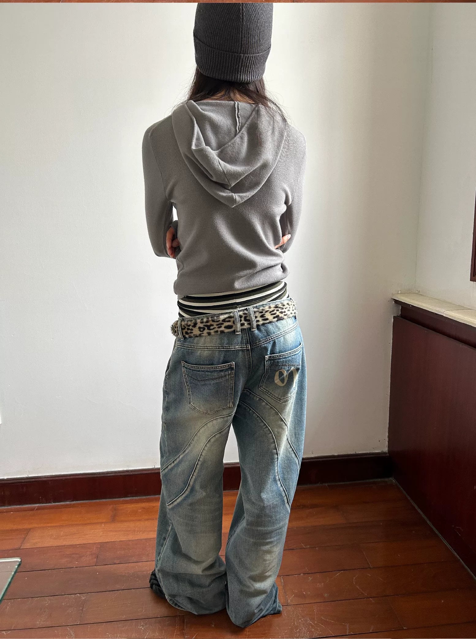 Orbit Seam Jeans