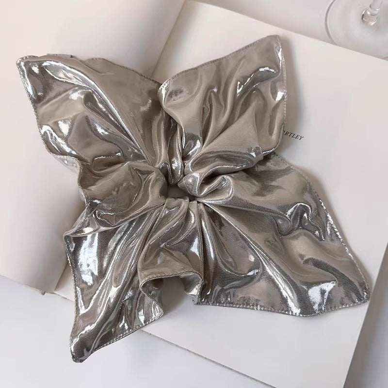 Liquid Voluminous Hair-Tie