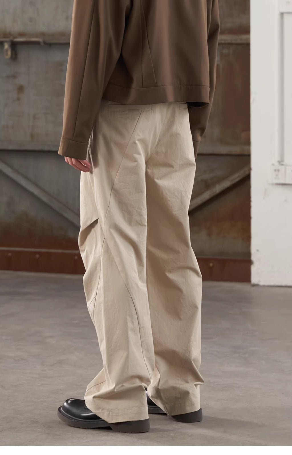 Spiral-Shell Geometric Trouser