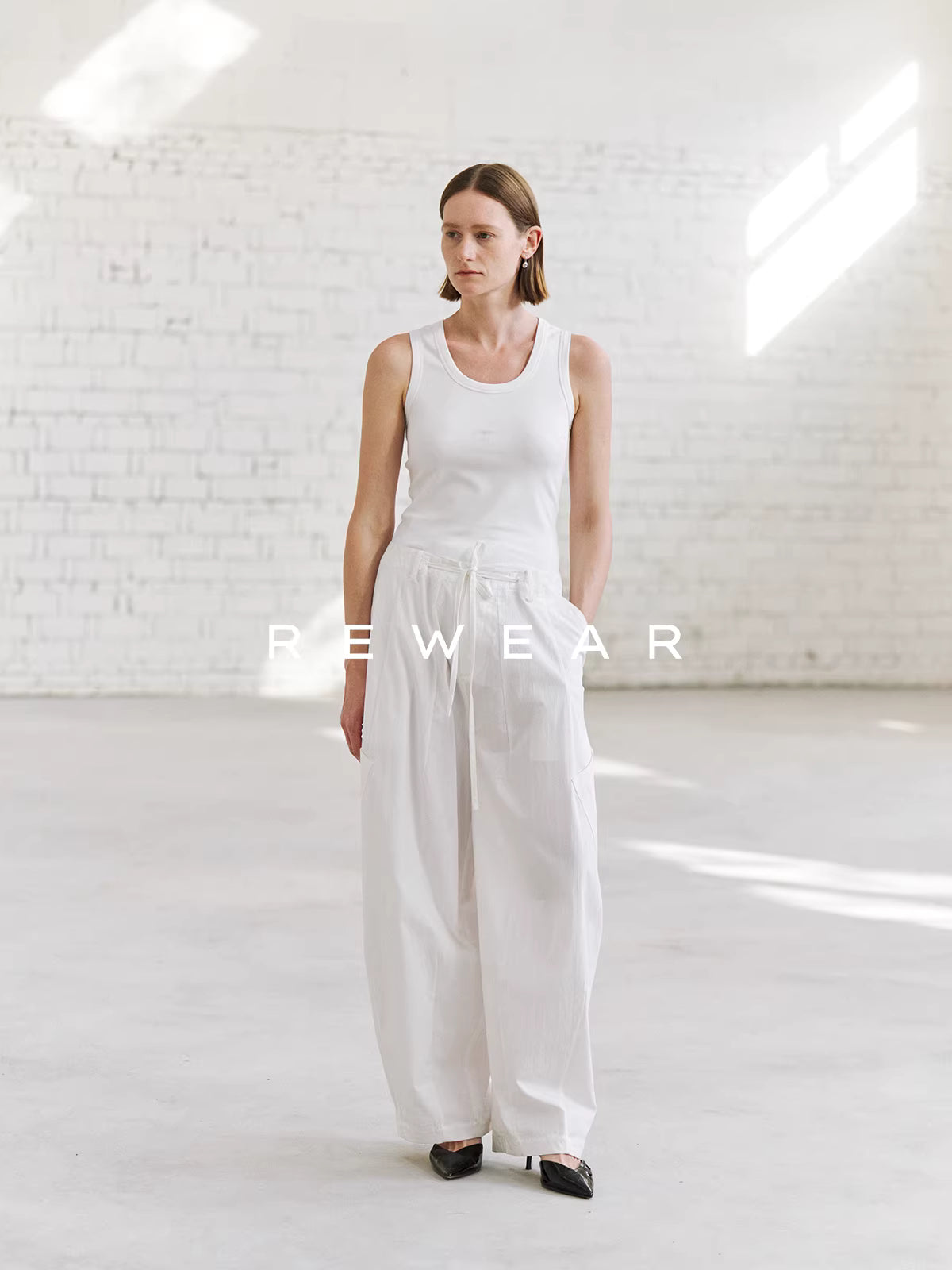 Crisp Slant Pocket Alabaster Trousers