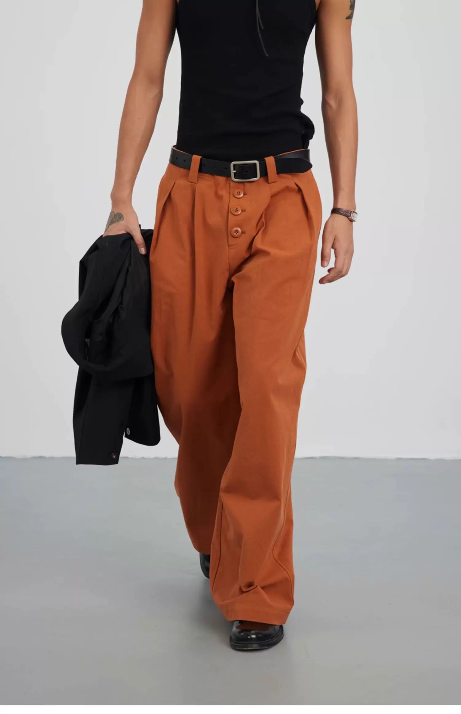 Laterite Pleated Trousers