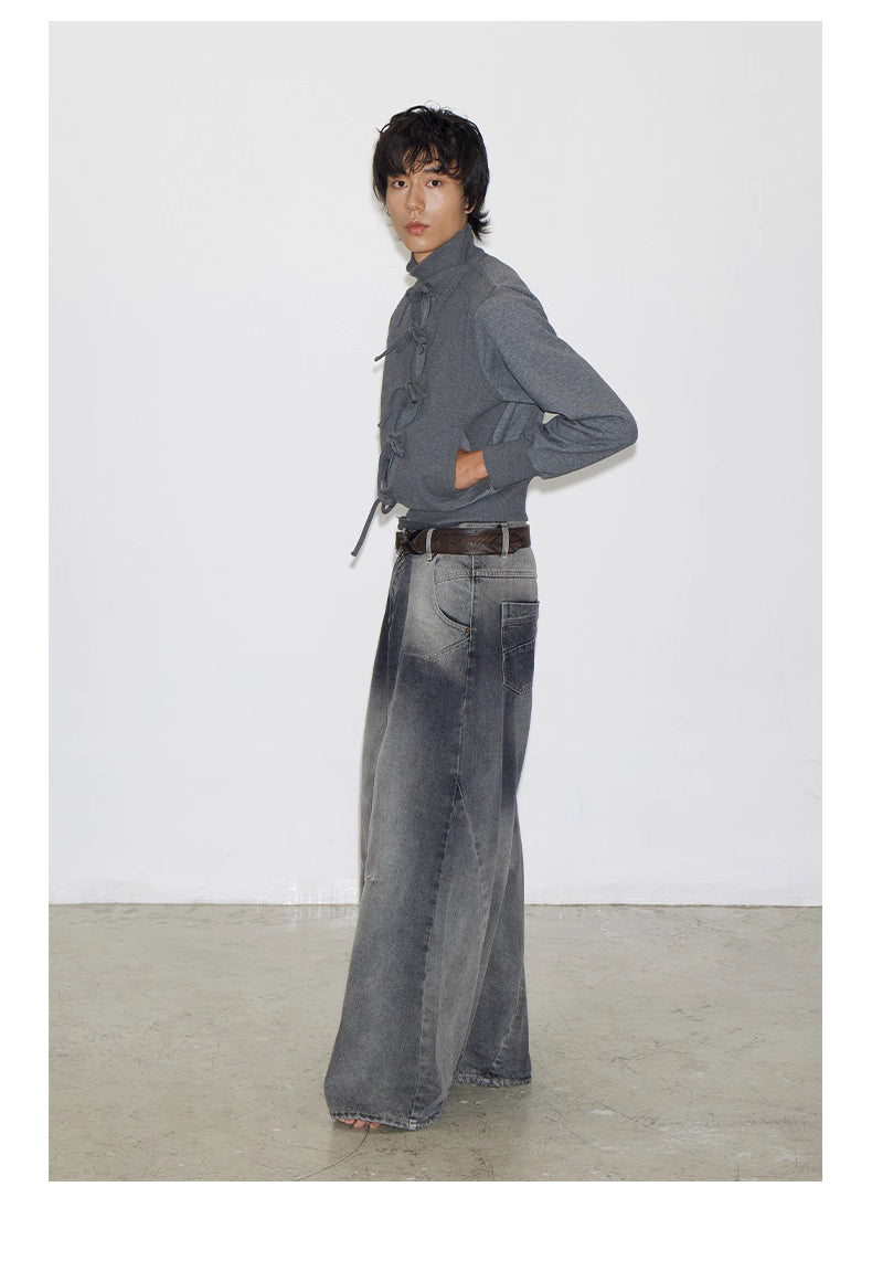 Knot-Fastening Sweater