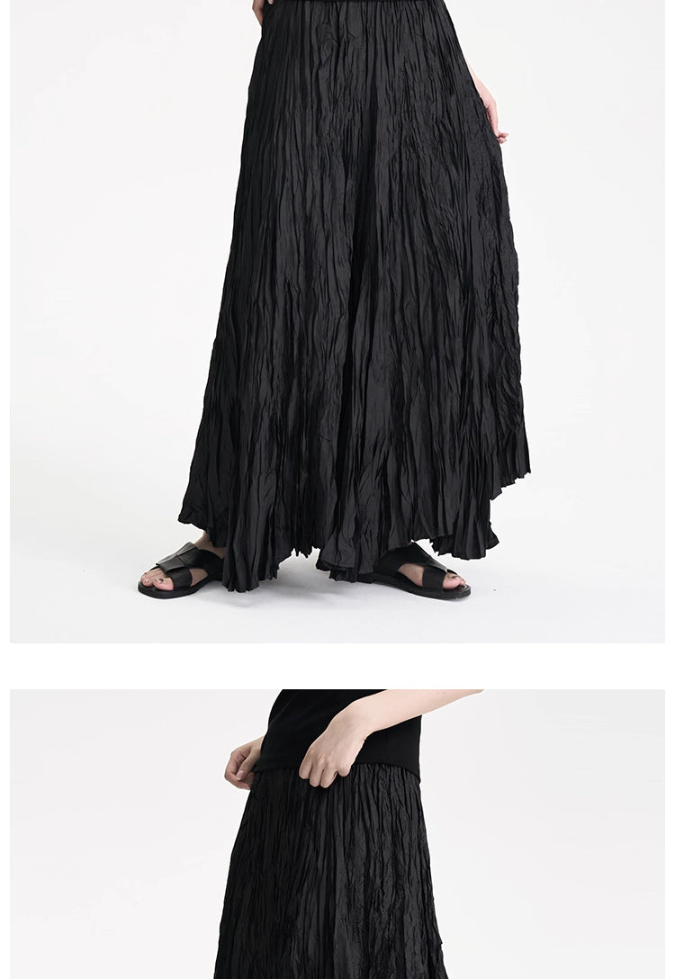 Crinkle Maxi Skirt in Black Ink