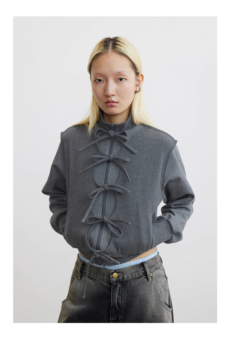 Knot-Fastening Sweater