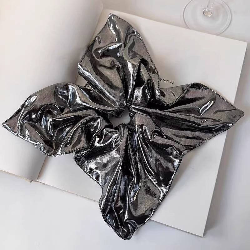 Liquid Voluminous Hair-Tie