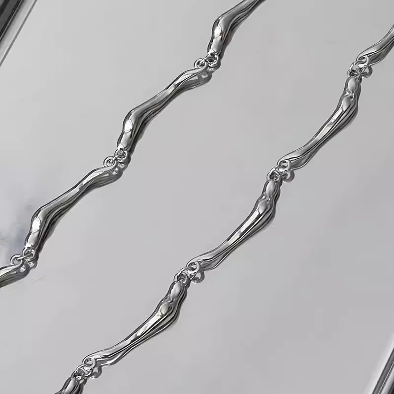 Liquid Link Chain Necklace