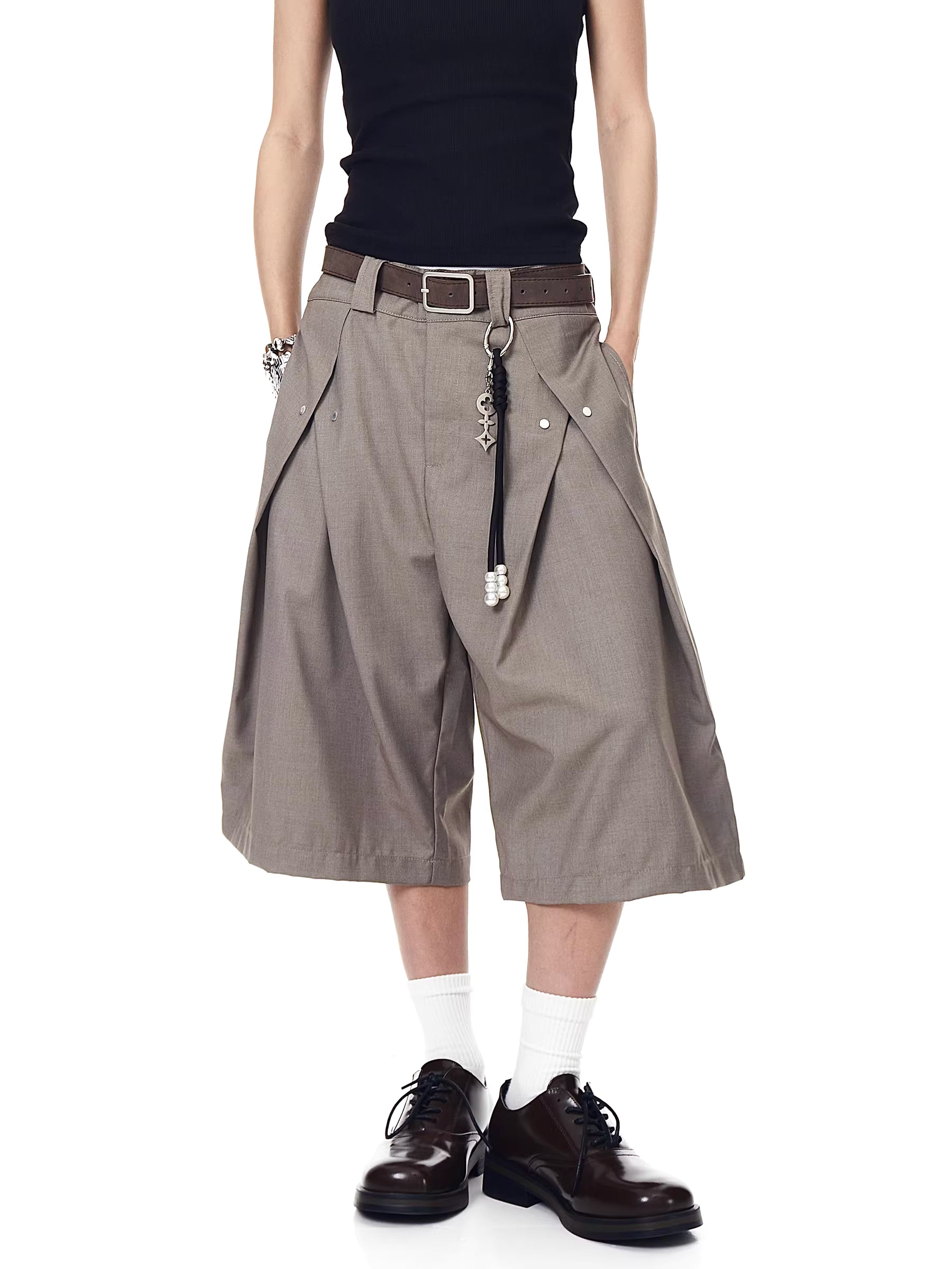 Industrial Volume Hardware Shorts