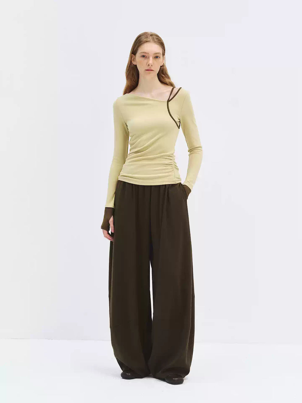 Contrast Trim Ruched Long Sleeve Top