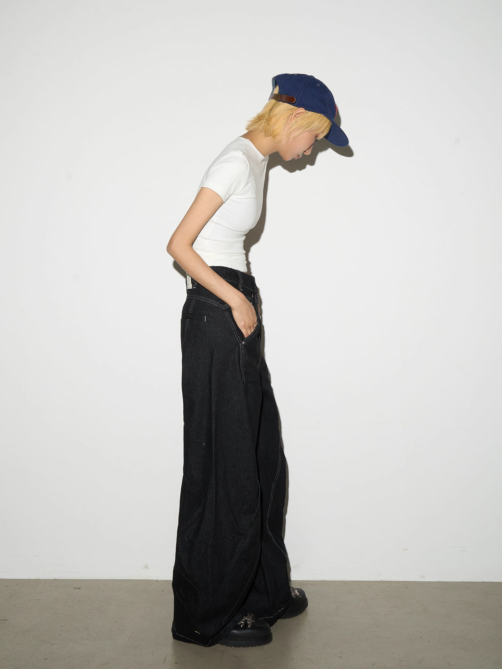 Contrast Stitch Detail Jeans