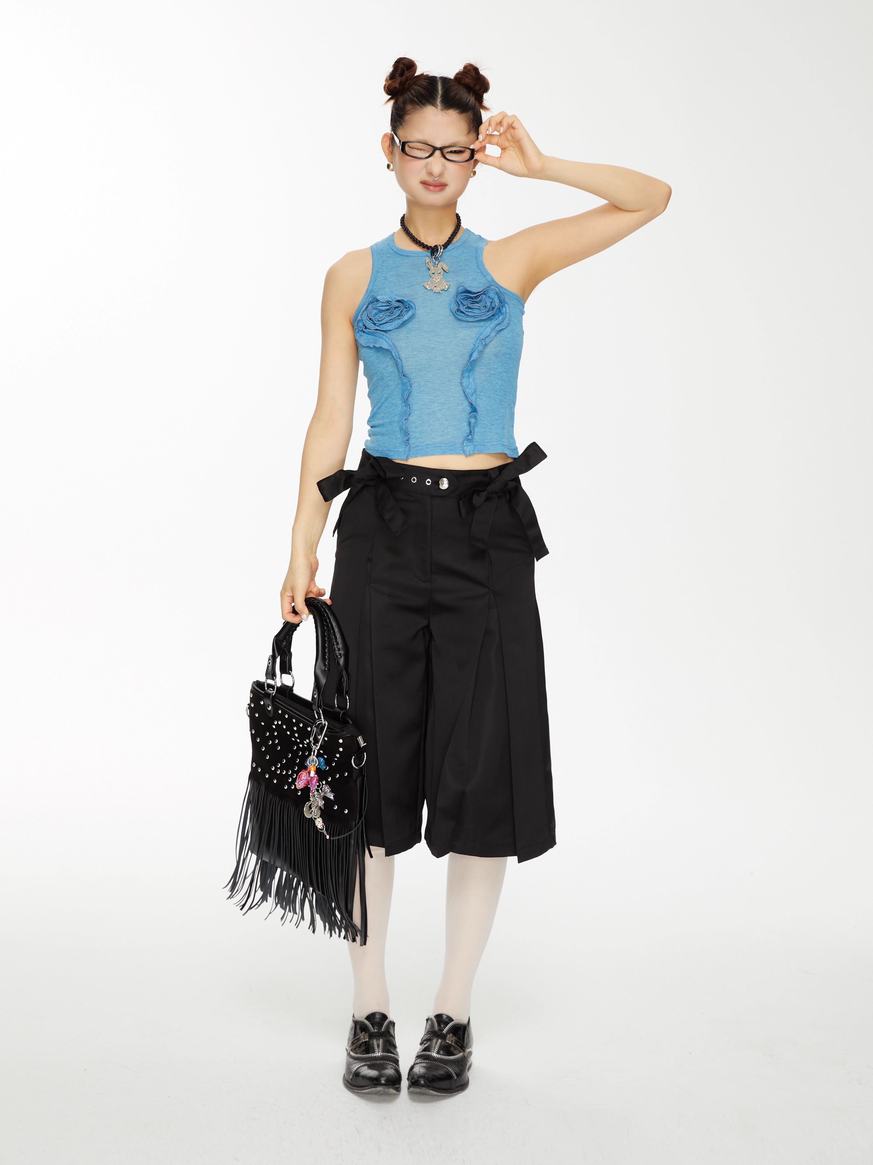 Bow-Embellished Pleated Back Wide-Leg Trouser Shorts