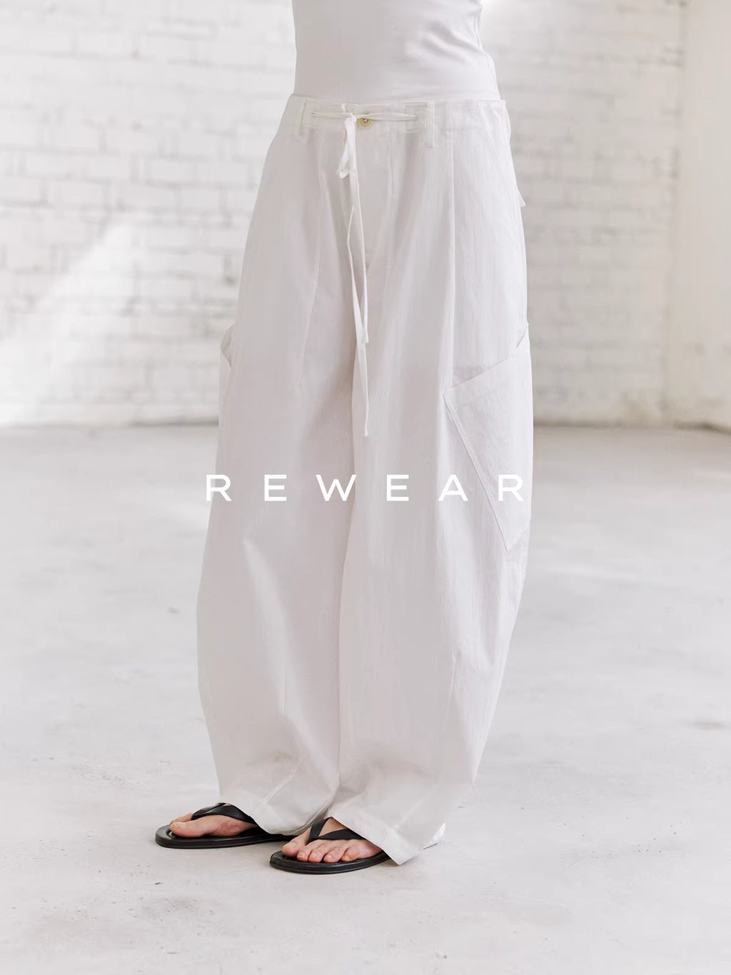 Crisp Slant Pocket Alabaster Trousers
