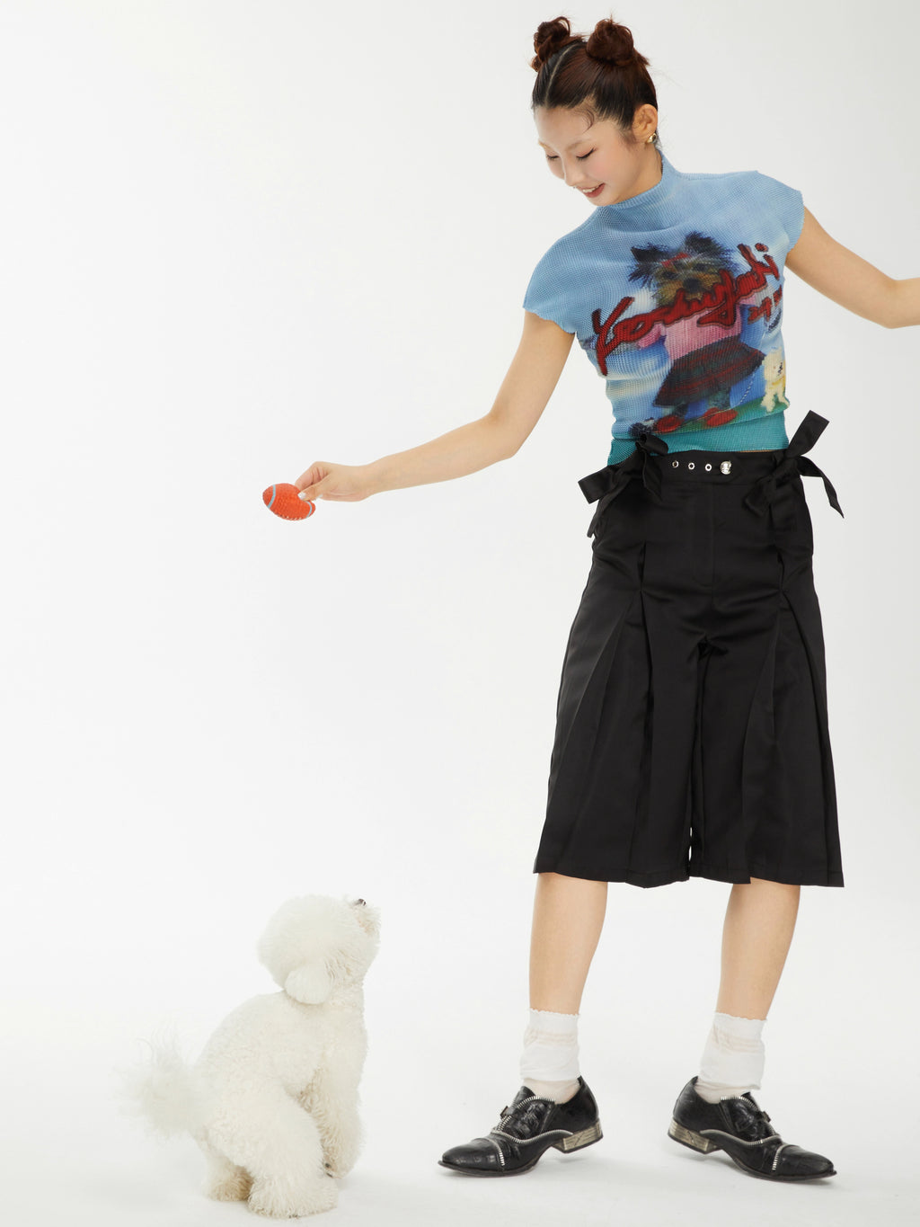 Bow-Embellished Pleated Back Wide-Leg Trouser Shorts