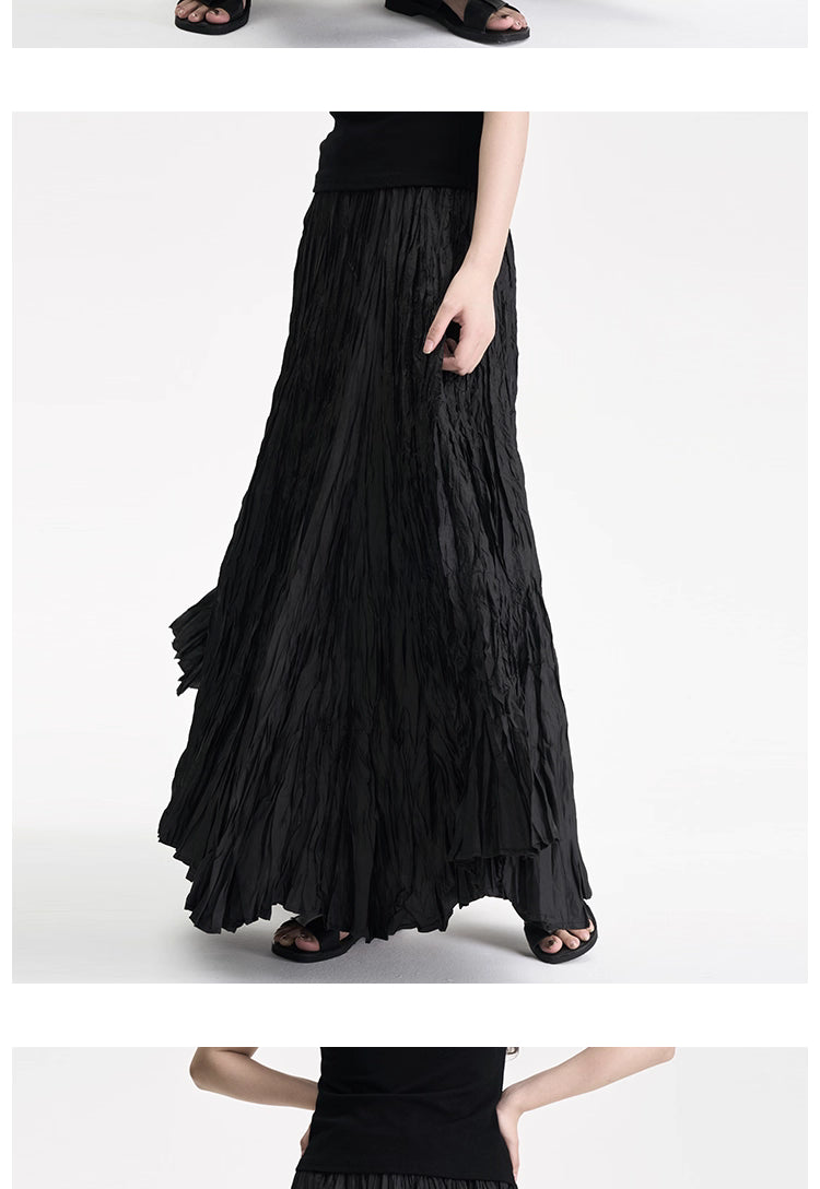 Crinkle Maxi Skirt in Black Ink
