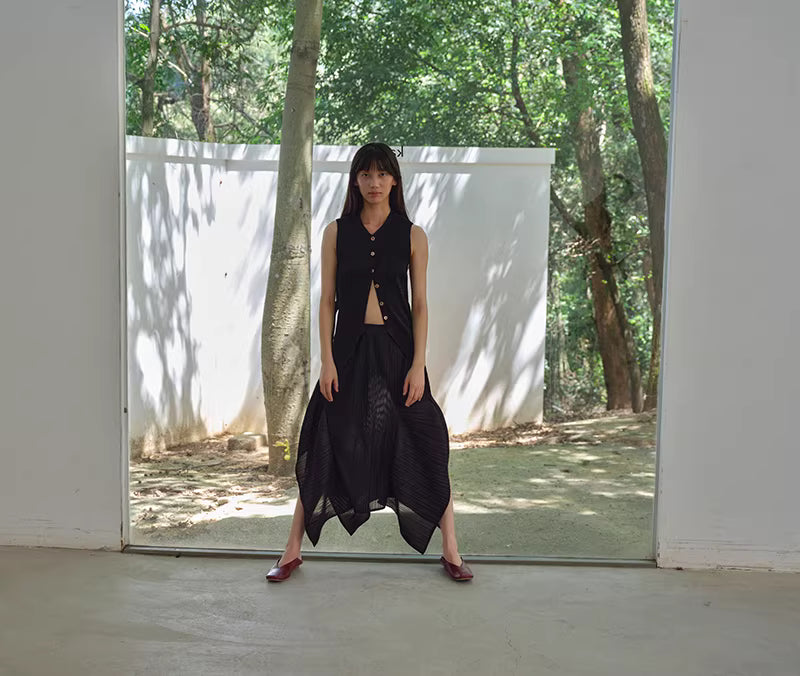 Shadow Pleat Midi Skirt