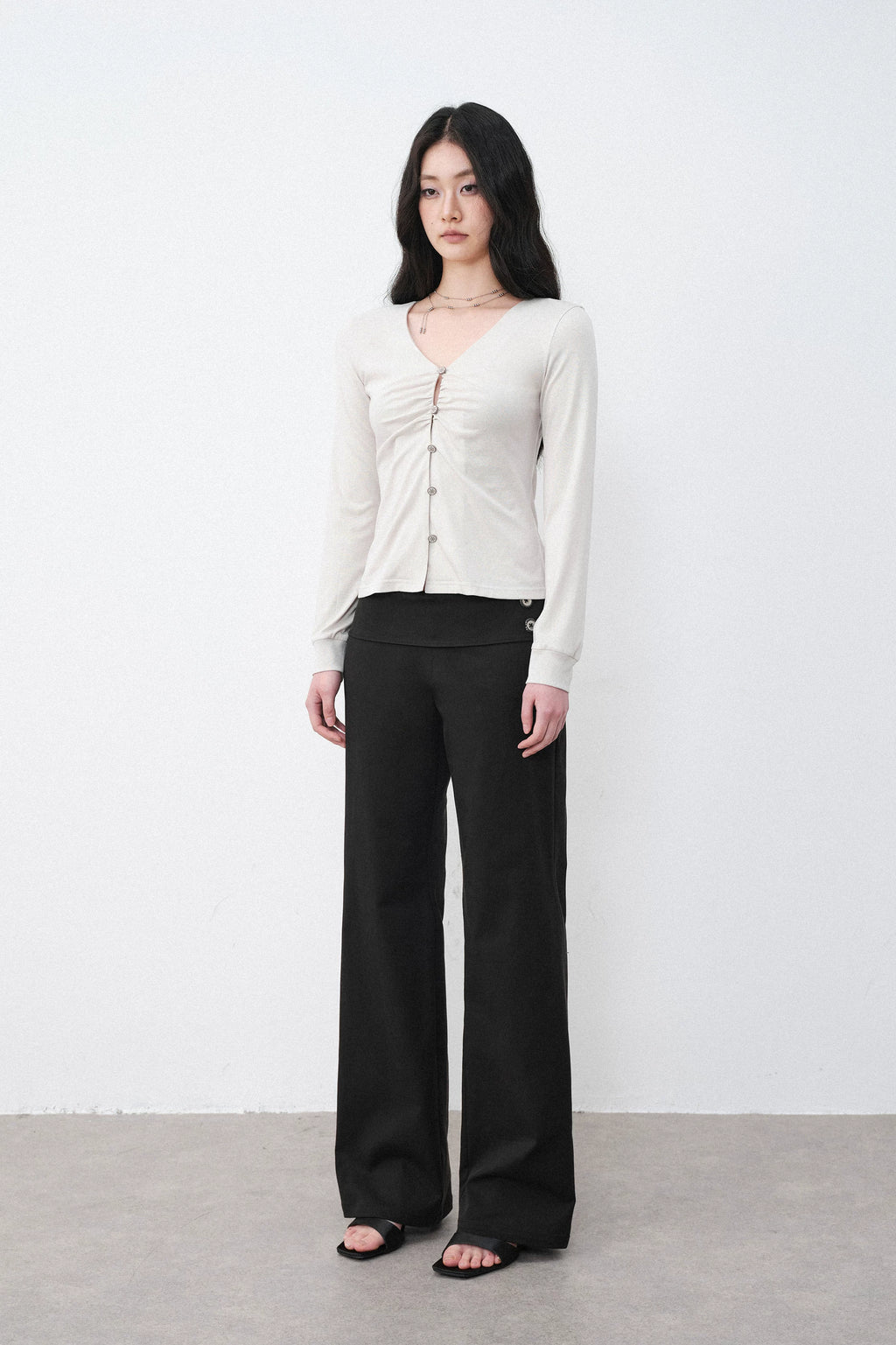 Softline Gathered Long Sleeve