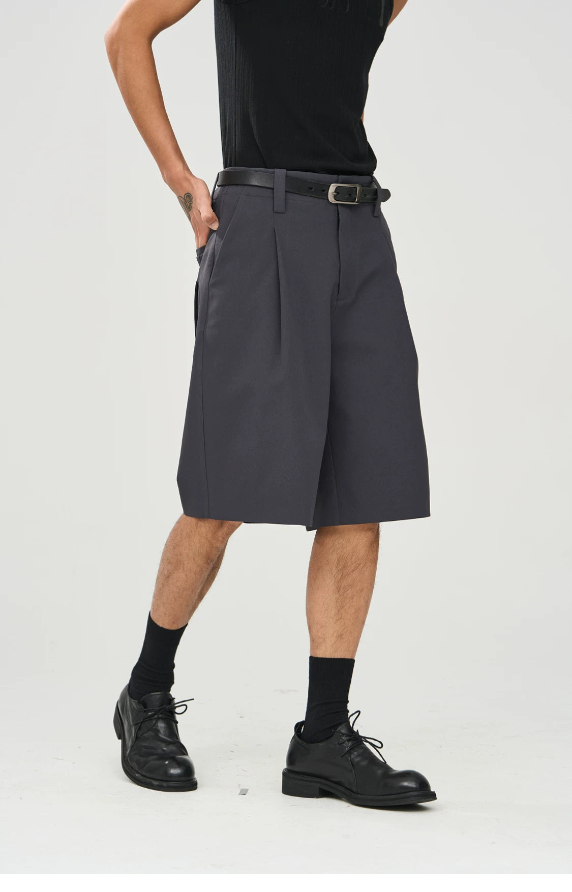 Hollow-Core Tailored Shorts