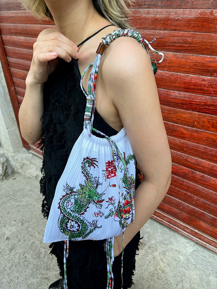 龙门 Dragon Gate Pleated Pouch Bag