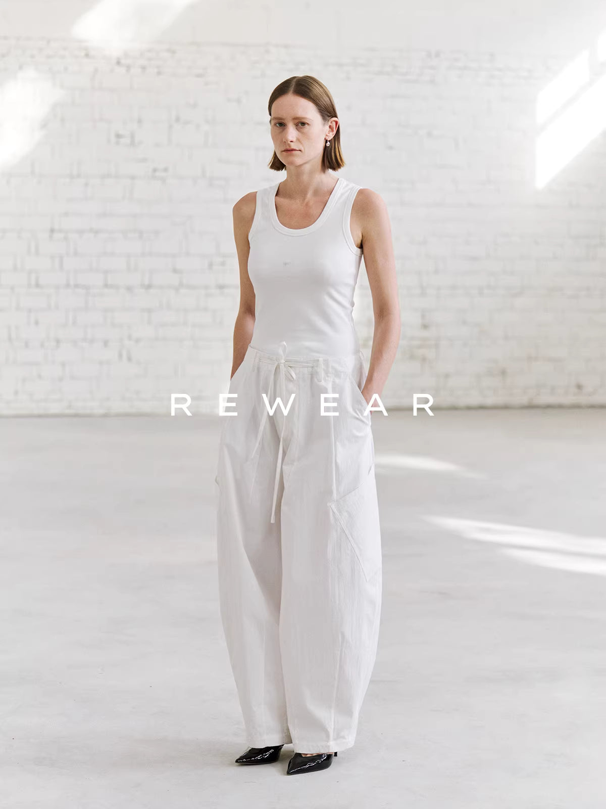 Crisp Slant Pocket Alabaster Trousers