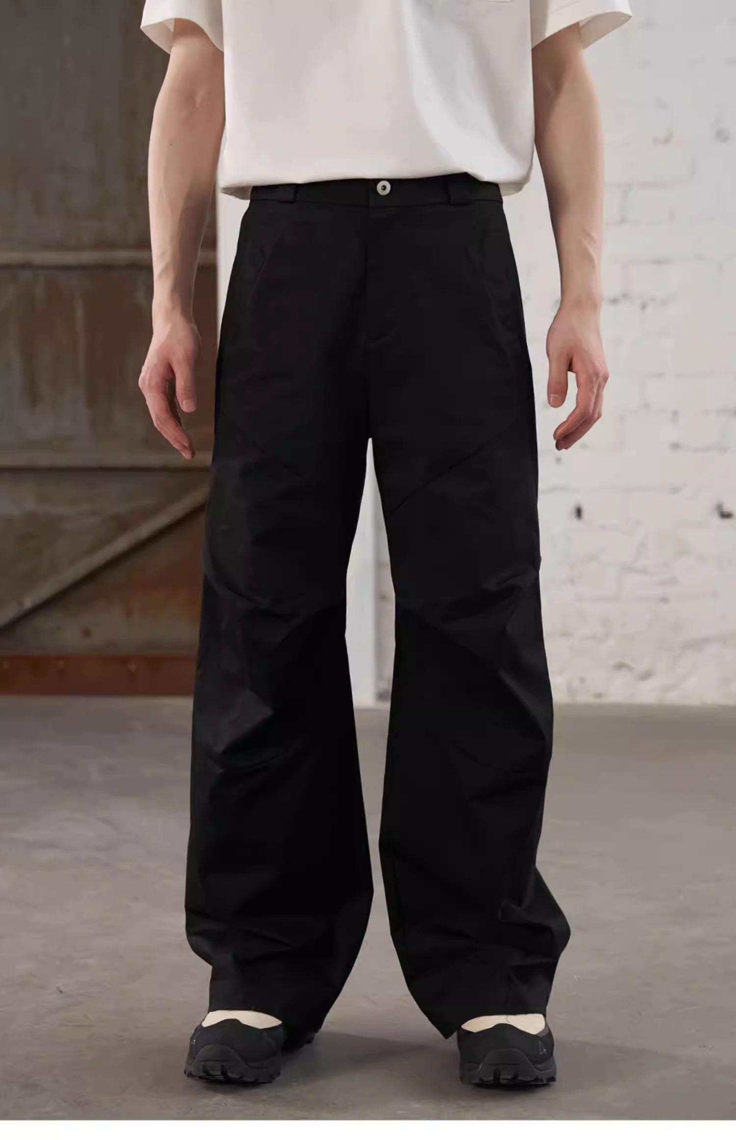 Piecewise Planar Trousers