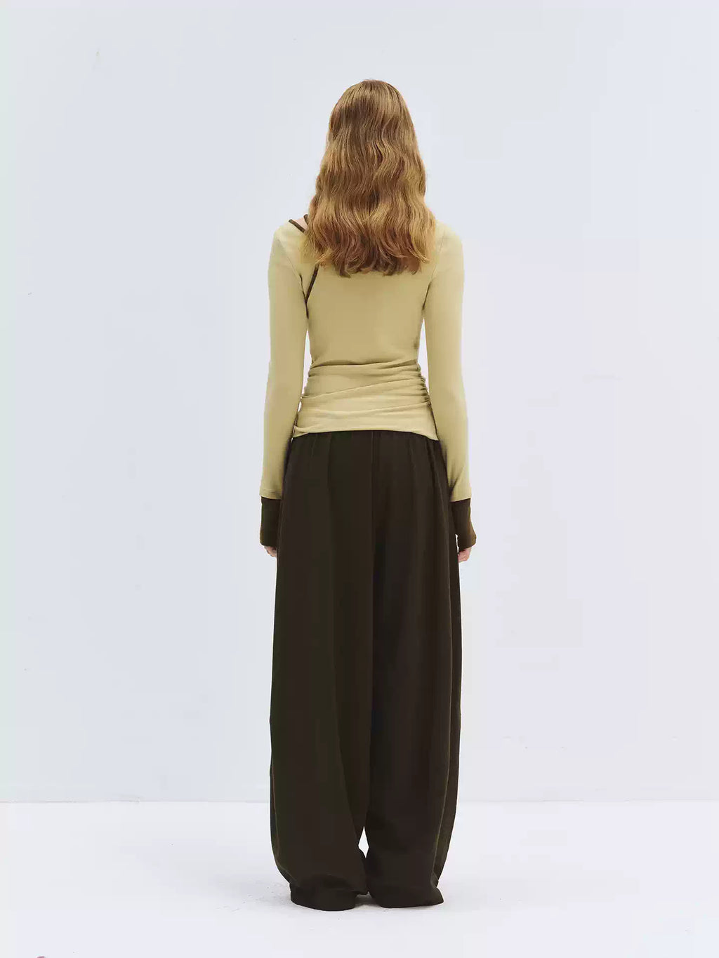 Contrast Trim Ruched Long Sleeve Top
