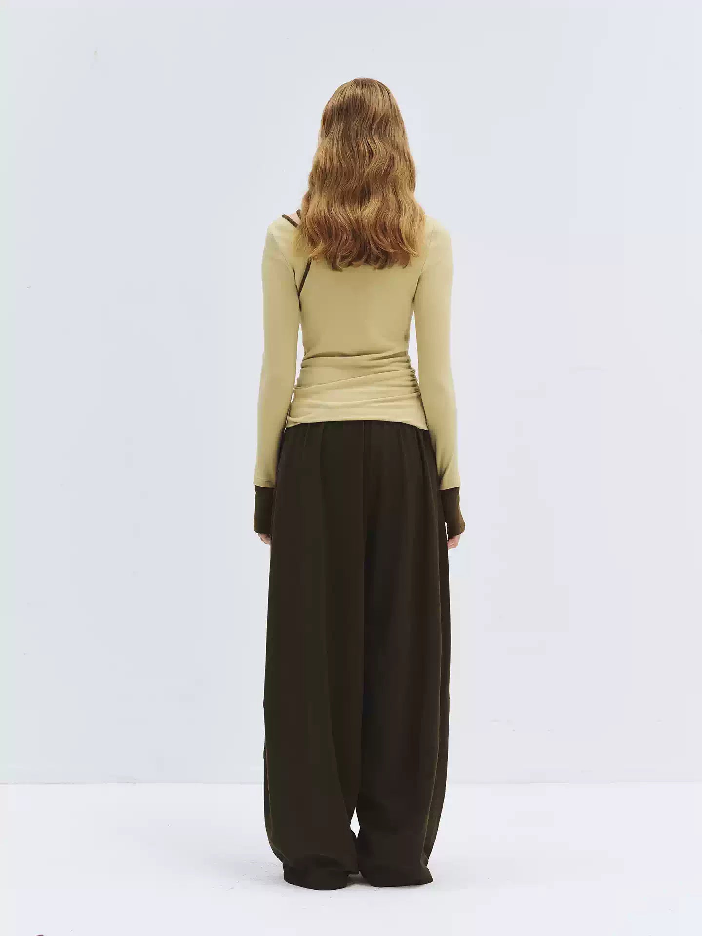 Contrast Trim Ruched Long Sleeve Top