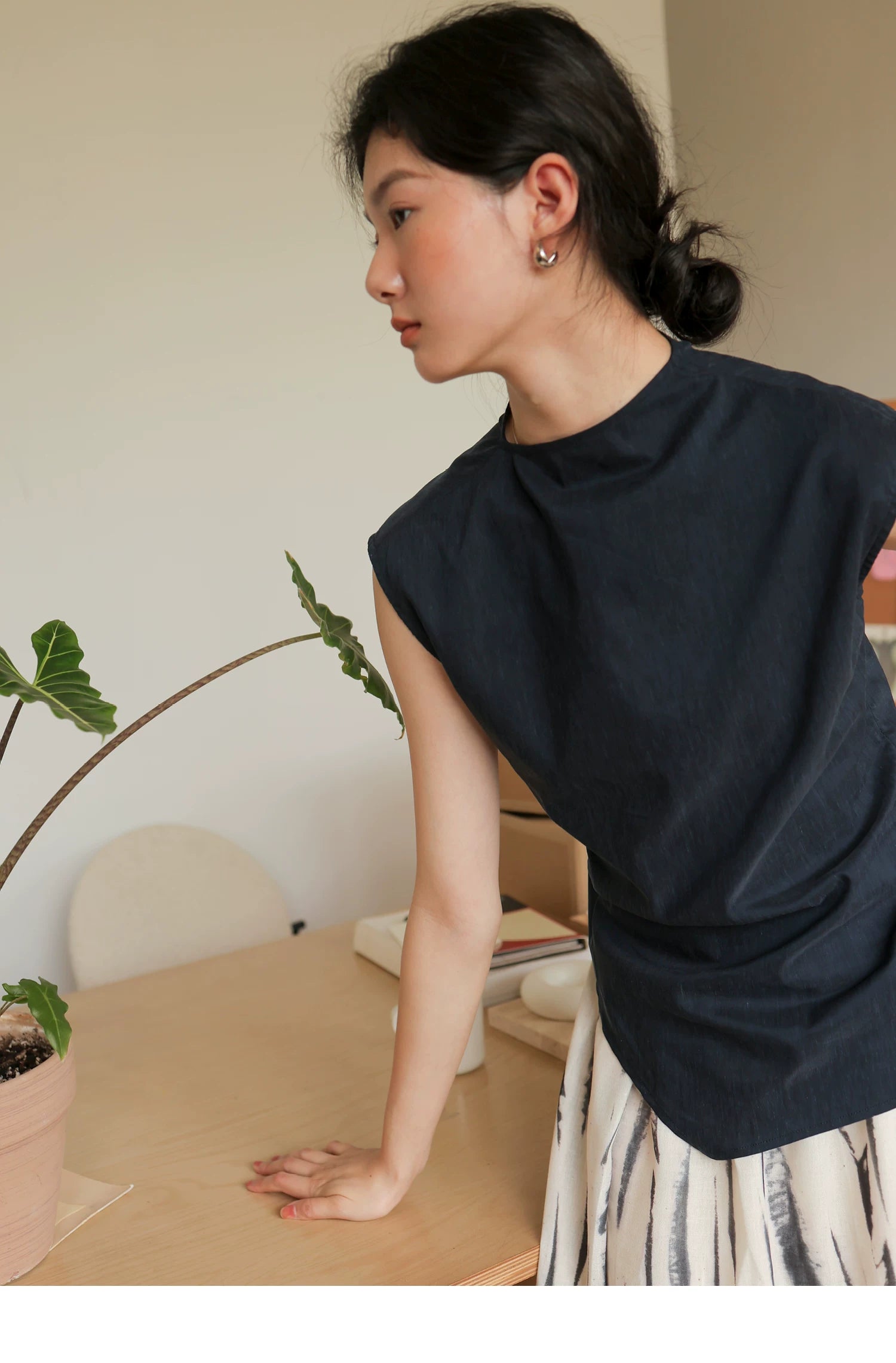 Lyocell Linen Sleeveless Top in Terracotta or Navy
