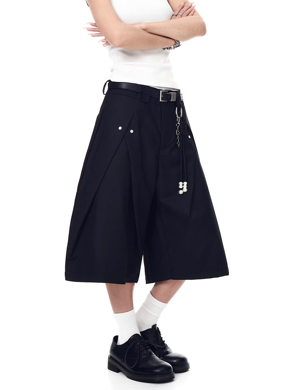Industrial Volume Hardware Shorts