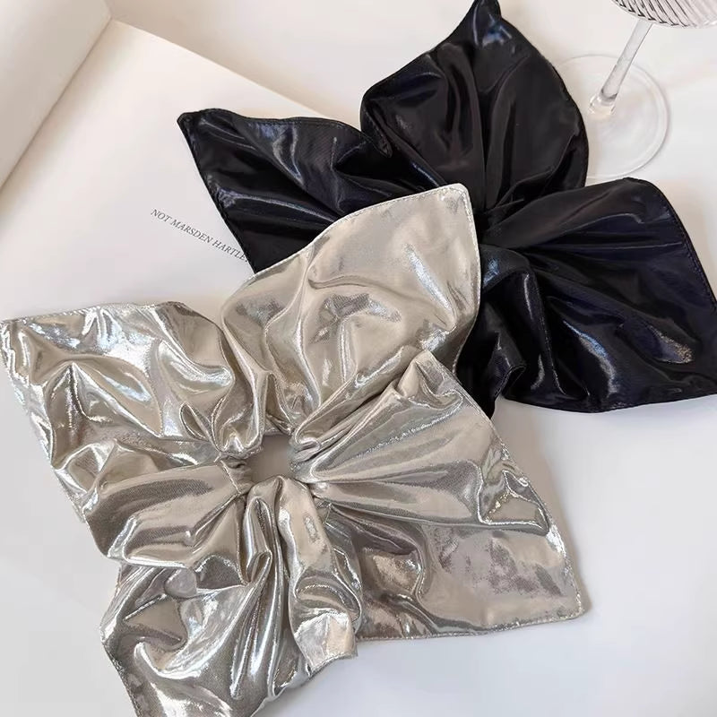 Liquid Voluminous Hair-Tie